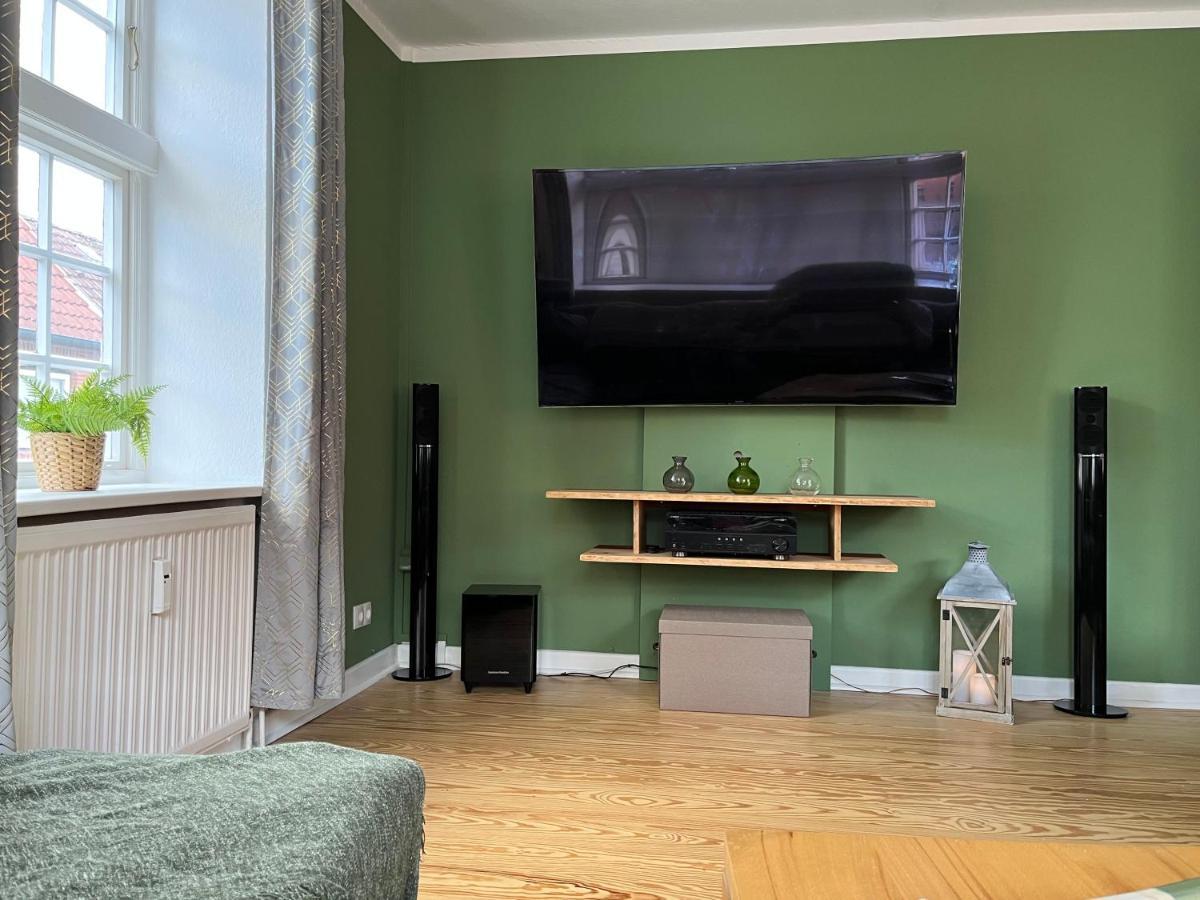 Lykkefund - Ferienwohnung in Hafennähe Glückstadt Exterior foto