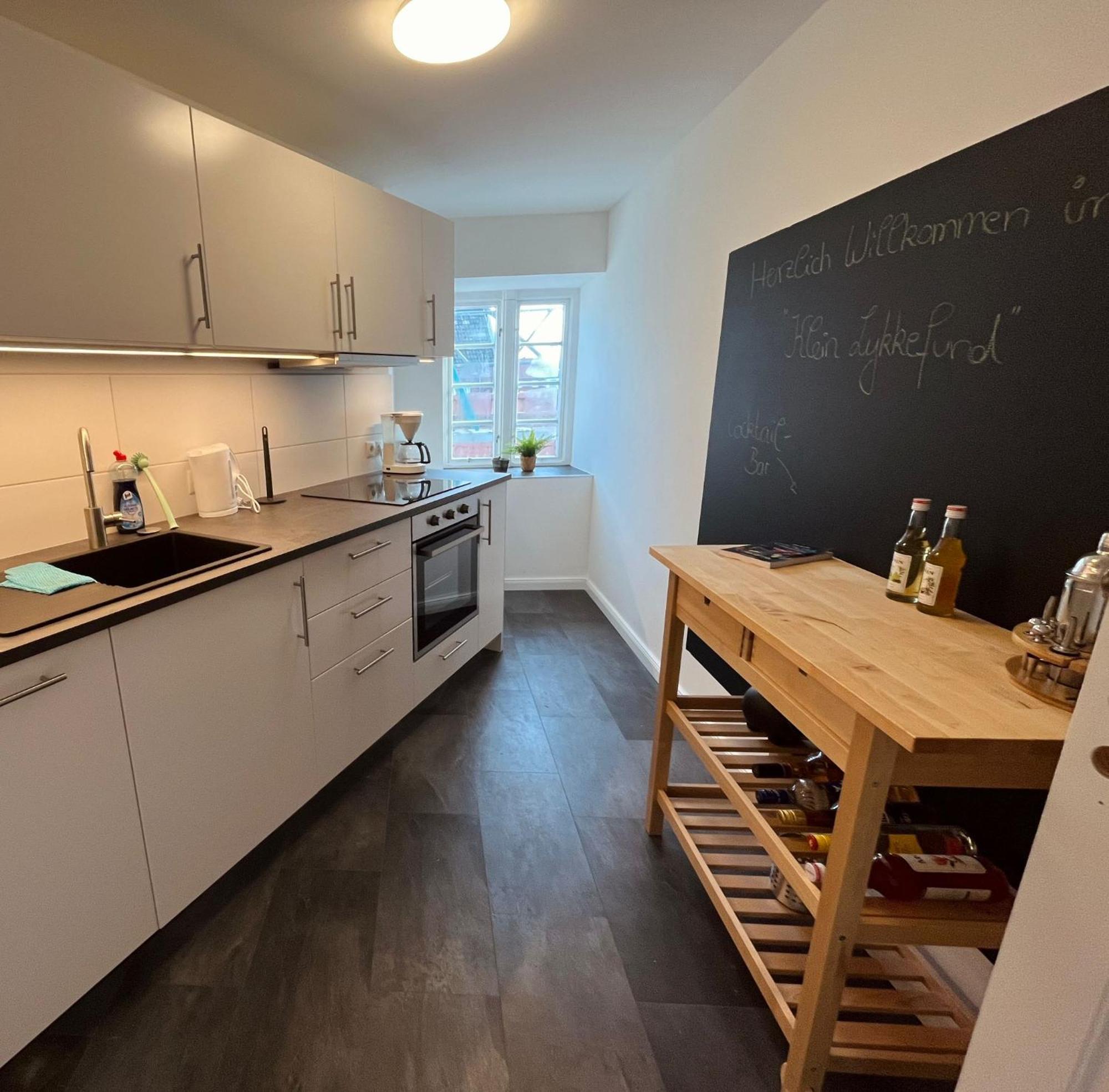 Lykkefund - Ferienwohnung in Hafennähe Glückstadt Exterior foto
